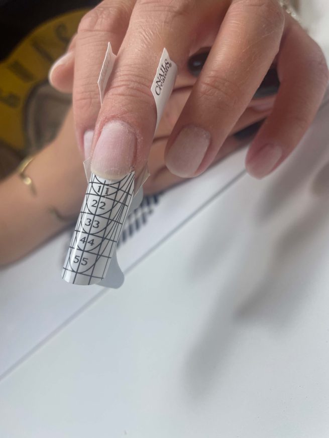 Diplomerad Nagelterapeututbildning – ML Beauty Academy - Bild 8
